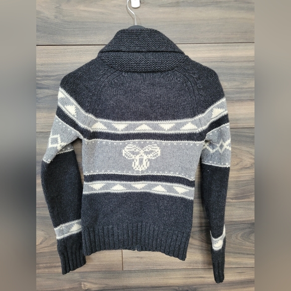 Aritzia TNA wool sweater - Picture 2 of 5